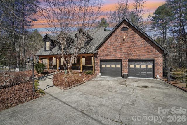 4005 Little River Road, Hendersonville, NC 28739