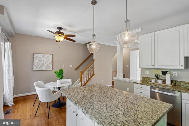 6316 CIDER BARREL CIR, Centreville, VA 20121