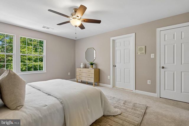 6316 CIDER BARREL CIR, Centreville, VA 20121