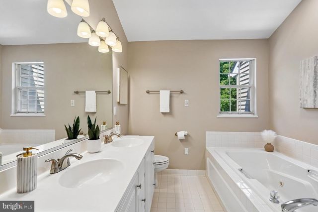 6316 CIDER BARREL CIR, Centreville, VA 20121