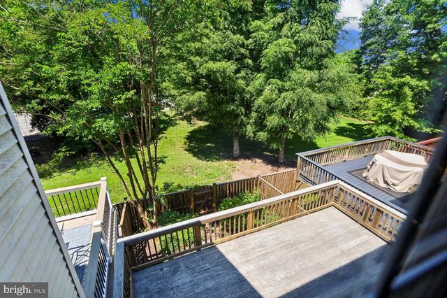 6316 CIDER BARREL CIR, Centreville, VA 20121
