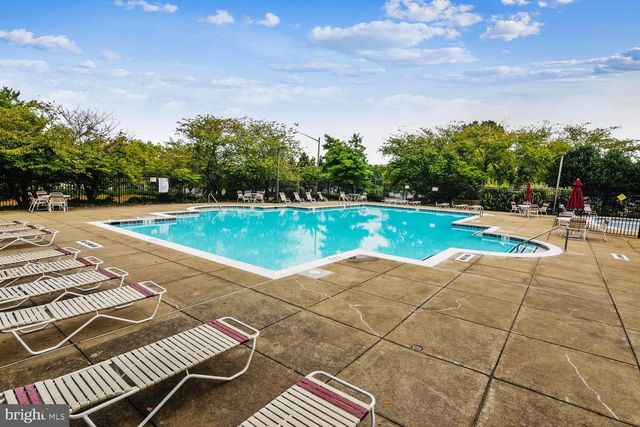 6316 CIDER BARREL CIR, Centreville, VA 20121
