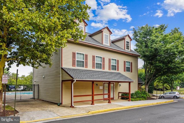 6316 CIDER BARREL CIR, Centreville, VA 20121