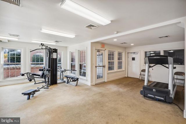 6316 CIDER BARREL CIR, Centreville, VA 20121