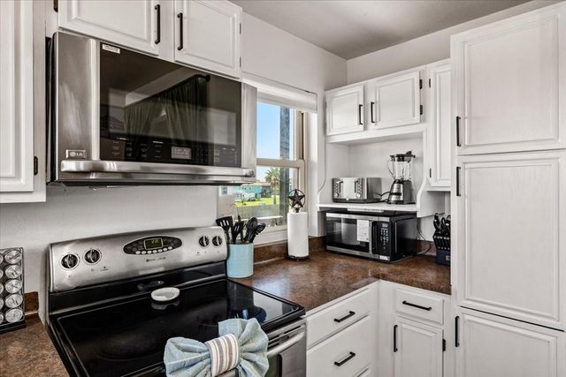 16538 Jean Lafitte Road, Jamaica Beach, TX 77554