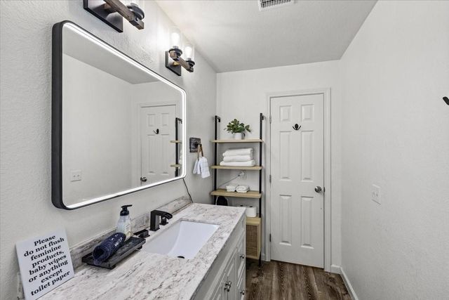 16538 Jean Lafitte Road, Jamaica Beach, TX 77554