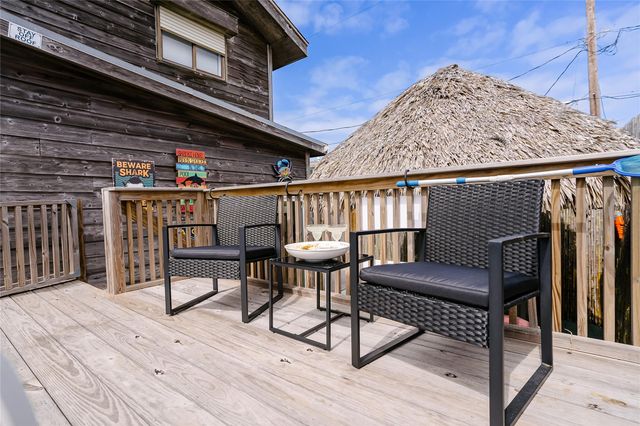 16538 Jean Lafitte Road, Jamaica Beach, TX 77554