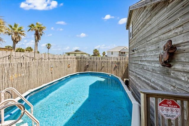 16538 Jean Lafitte Road, Jamaica Beach, TX 77554
