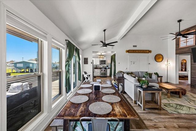 16538 Jean Lafitte Road, Jamaica Beach, TX 77554