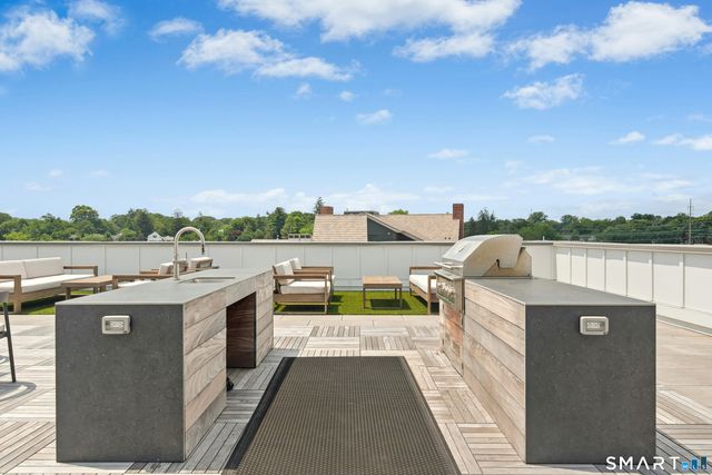 15 Corbin Drive 312, Darien, CT 06820