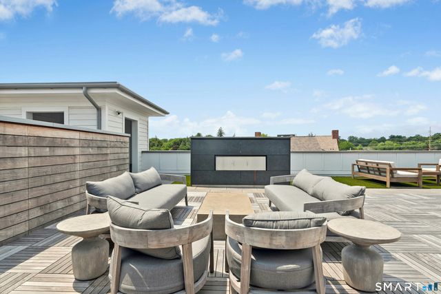 15 Corbin Drive 312, Darien, CT 06820