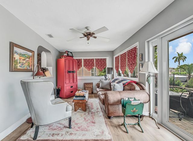 491 SE 16th Avenue, Pompano Beach, FL 33060