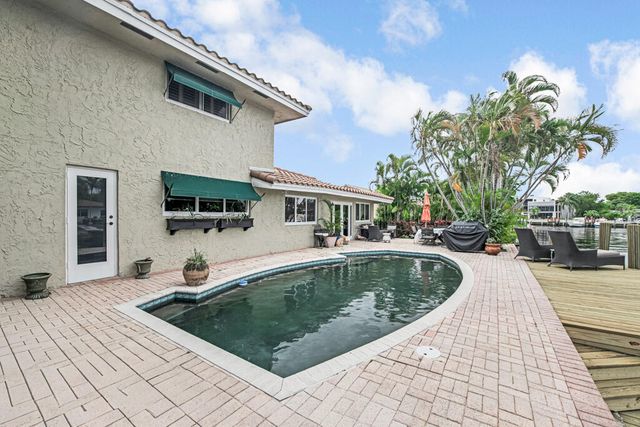 491 SE 16th Avenue, Pompano Beach, FL 33060