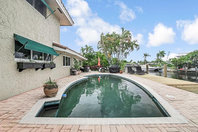 491 SE 16th Avenue, Pompano Beach, FL 33060