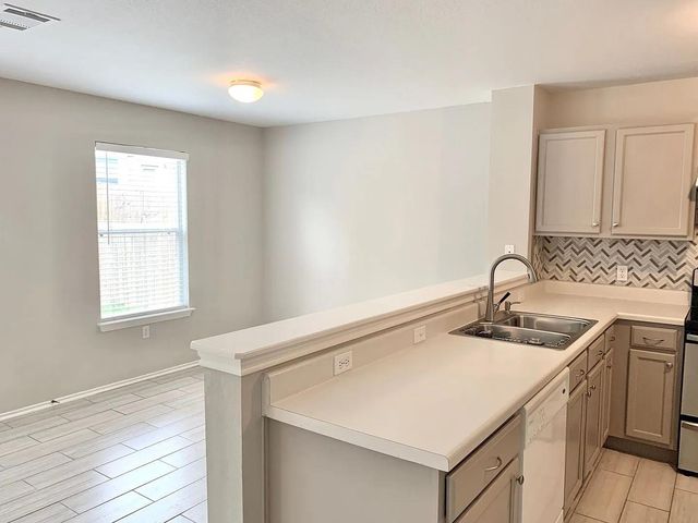 8709 Davis Oaks TRL, Austin, TX 78748