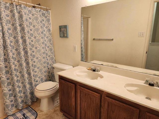 2115 Dove, Grand Prairie, TX 75052