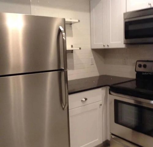 3818 RIVER OAKS COURT B, New Port Richey, FL 34655