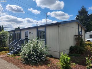 18485 Sw PACIFIC Dr 113, Tualatin, OR 97062