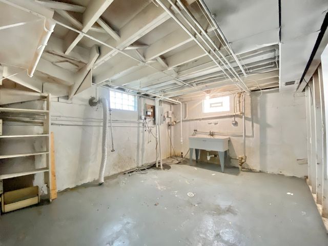 55 E Craig Drive, Chicago Heights, IL 60411
