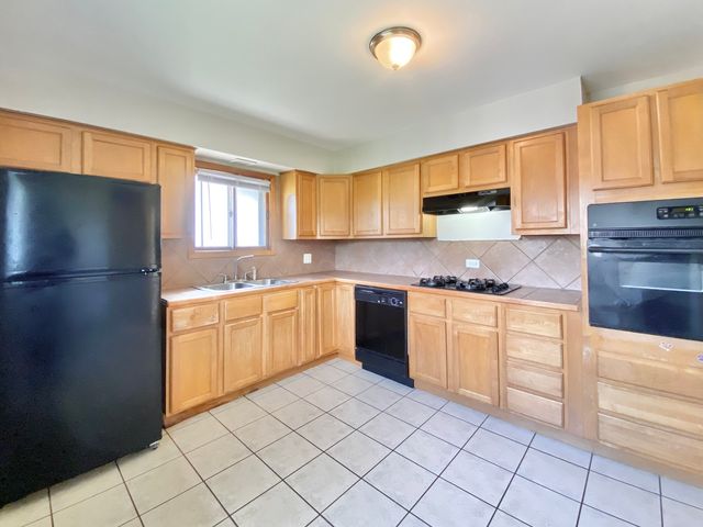 55 E Craig Drive, Chicago Heights, IL 60411