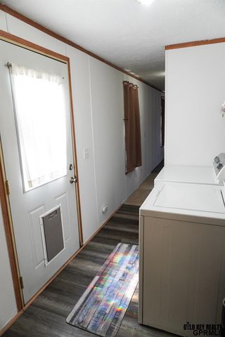 301 W Treehaven Drive, Lincoln, NE 68521