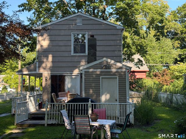 26 View Place, Guilford, CT 06437