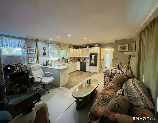26 View Place, Guilford, CT 06437