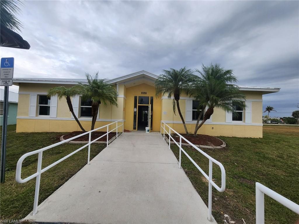 8359 Stringfellow RD, OTHER, FL 33956 — photo 2