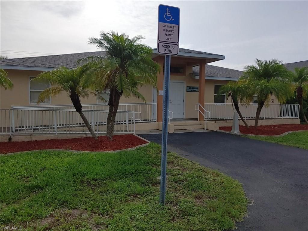 8359 Stringfellow RD, OTHER, FL 33956 — photo 5