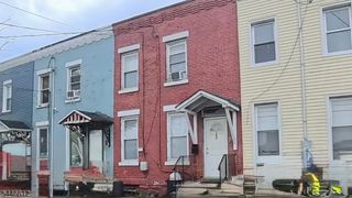 204 Astor St, Newark City, NJ 07114