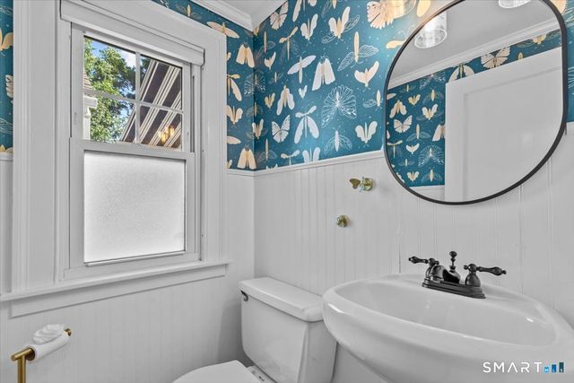57 Warwick Street, West Hartford, CT 06119