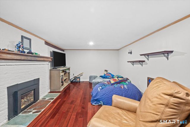 57 Warwick Street, West Hartford, CT 06119
