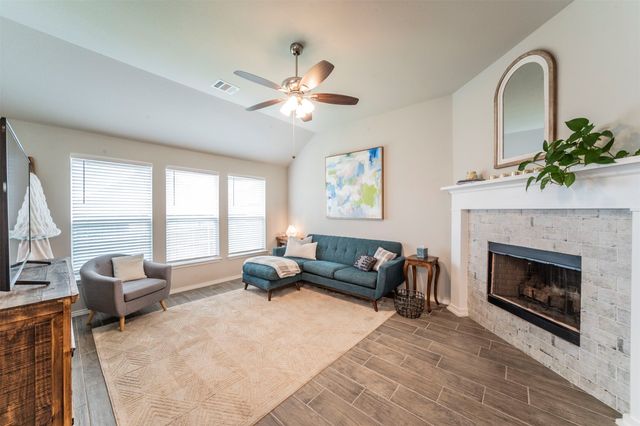 1828 Abelia Lane, Weatherford, TX 76086