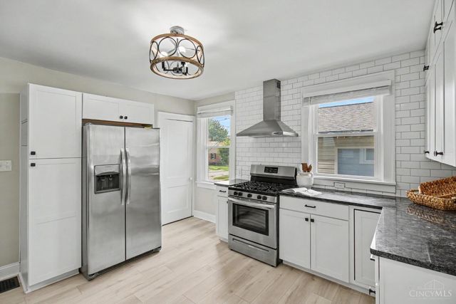 6846 Hurd Avenue, Columbia Twp, OH 45227