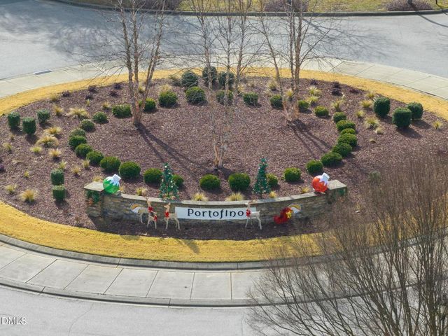 90 Paraggi Court, Clayton, NC 27527