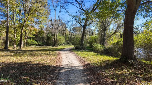 90 Paraggi Court, Clayton, NC 27527