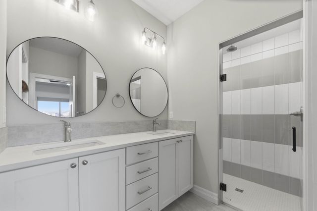 2626 E 48th St N, Wichita, KS 67219