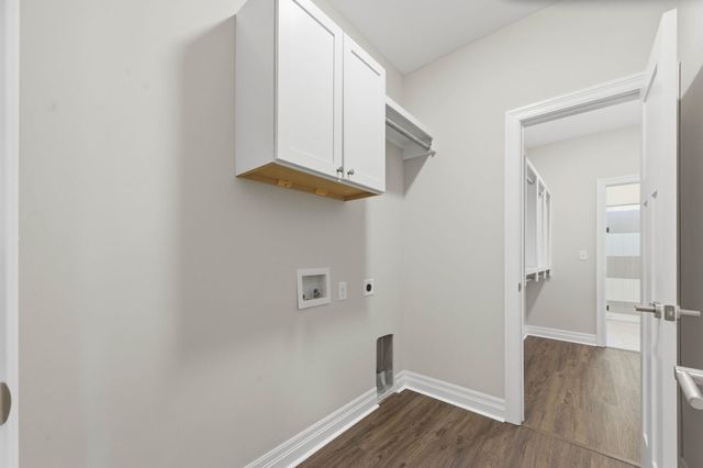 2626 E 48th St N, Wichita, KS 67219