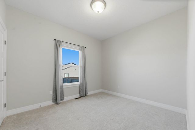 2626 E 48th St N, Wichita, KS 67219