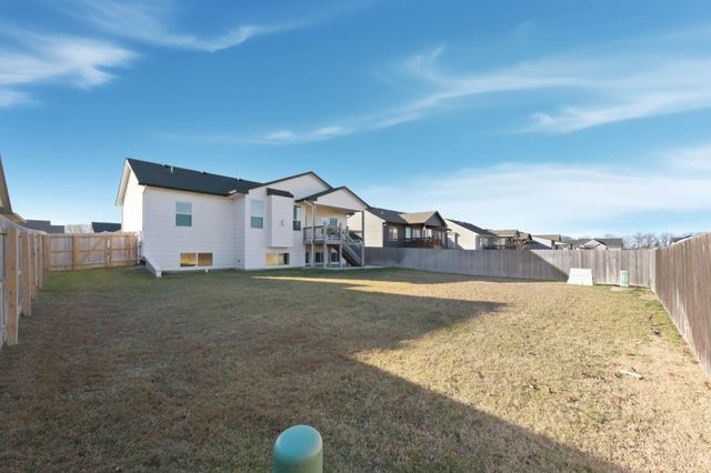 2626 E 48th St N, Wichita, KS 67219