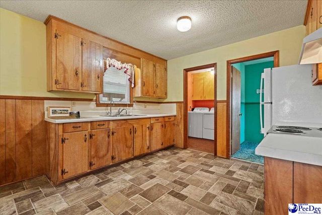 1105 Pineneedle, Hartsville, SC 29550