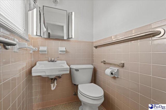 1105 Pineneedle, Hartsville, SC 29550