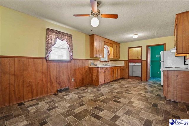 1105 Pineneedle, Hartsville, SC 29550