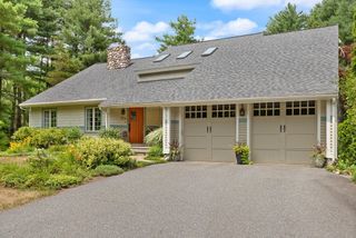 325 Peakham Rd, Sudbury, MA 01776
