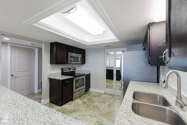 2545 S Atlantic Ave Apt 402, Daytona Beach Shores, FL 32118