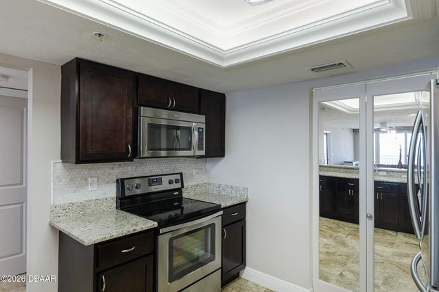 2545 S Atlantic Ave Apt 402, Daytona Beach Shores, FL 32118