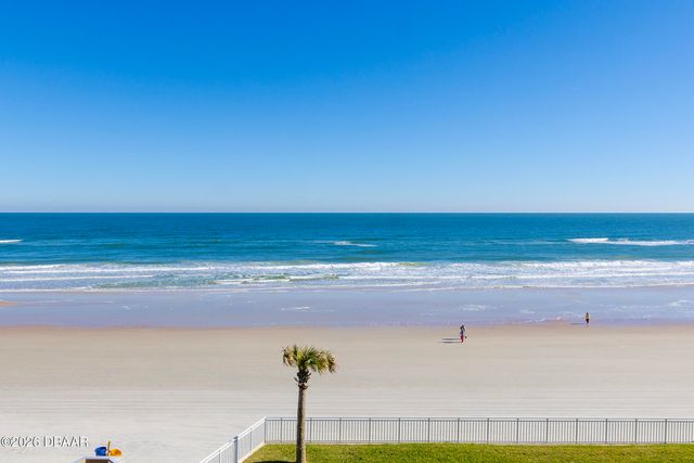 2545 S Atlantic Ave Apt 402, Daytona Beach Shores, FL 32118