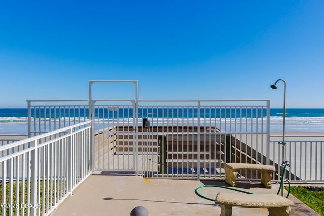 2545 S Atlantic Ave Apt 402, Daytona Beach Shores, FL 32118