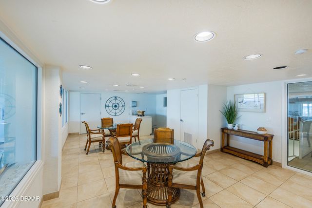 2545 S Atlantic Ave Apt 402, Daytona Beach Shores, FL 32118