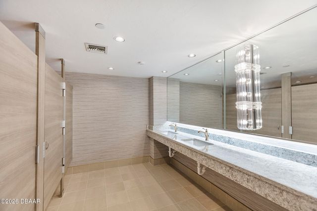 2545 S Atlantic Ave Apt 402, Daytona Beach Shores, FL 32118